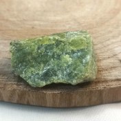 تصویر راف یشم سرپانتین Rough Serpentine Jade