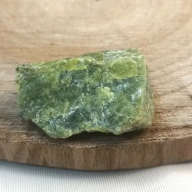 تصویر راف یشم سرپانتین Rough Serpentine Jade