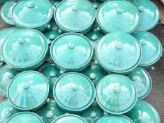 تصویر قابلمه سفالی دست ساز سایز ۴ نفره 