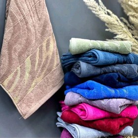 تصویر حوله دستی ابریشمی برند پارمیس 