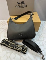 تصویر کیف دوشی زنانه کوچ مشکی (COACH) مدل دستی و دوشی با ۳ بند چرمی و برزنتی 