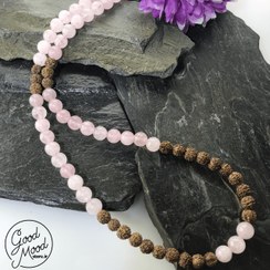 تصویر گردنبند سنگ رز کوارتز همراه با دانه های مقدس رودراکشا Rose Quartz & Rudraksha Necklaces