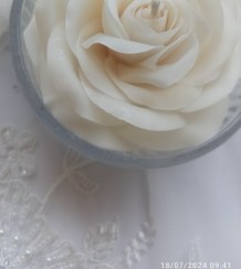 تصویر شمع گل دستساز Handmade flower candle