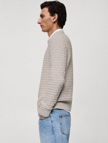 تصویر ژاکت بافتنی ضروری با طراحی متقاطع برند mango man Essential Crossed Knit Sweater