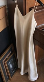 تصویر پیراهن ساده ساتن 