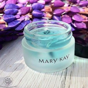 تصویر ژل خنک کننده دور چشم 