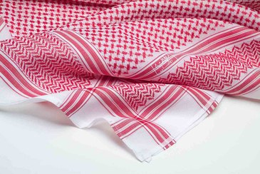 تصویر شماغ قرمز عربی درجه ۱ 