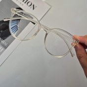 تصویر عینک بلوکات نیم گرد اسپورت بی رنگ 