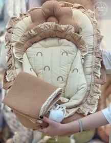 تصویر ست کالای خواب وارداتی طرح رنگین کمان چین دار رنگ کرم بیسکوییتی 