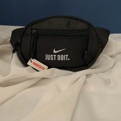 تصویر کیف کمری نایک | سه زیپ اسپرت با نوشته Just Do It 