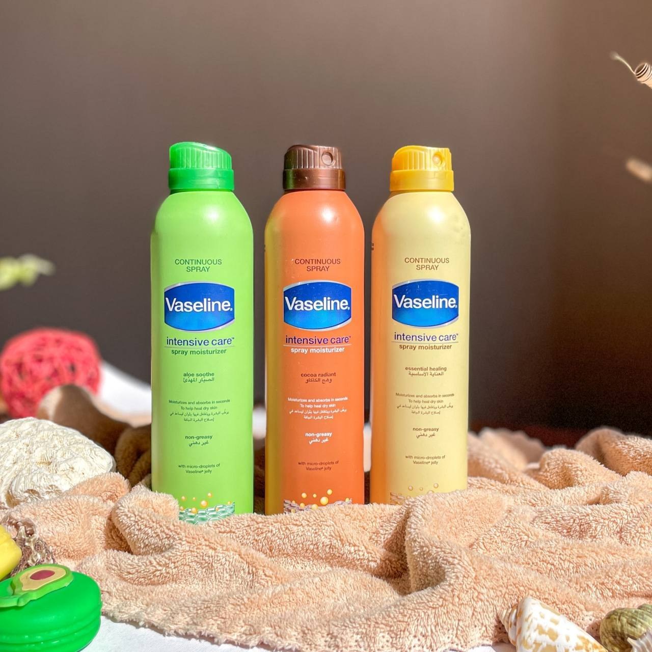 اسپری لوسیون بدن وازلین Intensive Care – آبرسانی فوری، جذب سریع و مراقبت عمیق پوست | فروشگاه ساحانس