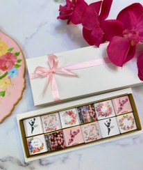 تصویر باکس شکلات روز معلم برای مدیرانی که قدردان پرسنلن، یا بچه‌هایی که عاشق معلمشونن