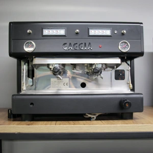 تصویر فروشگاه رُست اند رِست