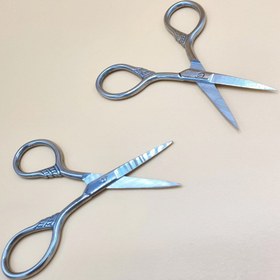 تصویر قیچی ابرو مدل اره ای اصلی گلدن دریم GOLDEN DREAM - بصورت 1 عددی GOLDEN DREAM saw blade eyebrow scissors