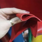 تصویر چرم گاوی قرمز گوجه ای 