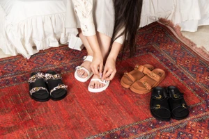 تصویر فروشگاه کفش الیزه