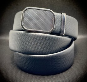 تصویر یک جین کمربند ریلی 