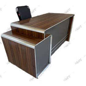 تصویر میز کارشناسی E4 