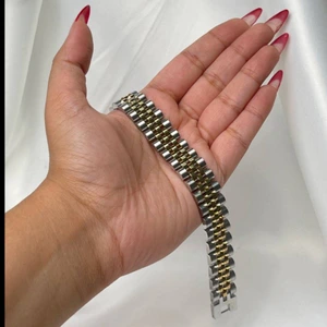 تصویر فروشگاه گالری رخ نما