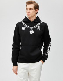 تصویر هودی پایه با طرح جمجمه و جزئیات جیب برند Koton Basic Hoodie Skull Printed Pocket Detailed