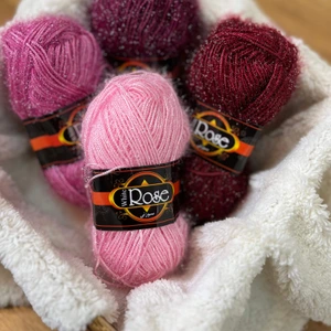 تصویر فروشگاه ملزومات بافتنی پارمیس