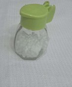 تصویر نمکدان شیشه‌ای ۶ عددی 