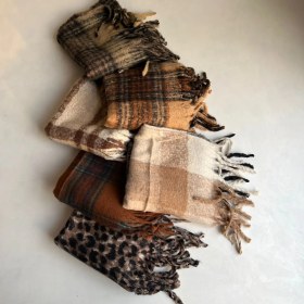 تصویر بیگ اسکارف تم کرم 