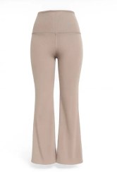 تصویر لگ کبریتی زنانه دمپا گشاد برند نایک نسکافه ای در بسته 2 عددی سایز L/XL (قیمت هر عدد 350 هزار تومان ) شناسه 10100598 