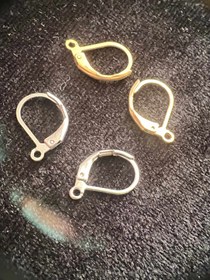 تصویر پشت گوشواره کلیپسی استیل 