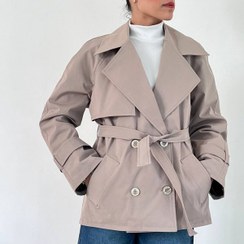 تصویر بارانی زنانه کلاسیک یقه انگلیسی آستردار کد 1247 - کرم تیره 