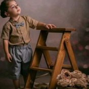 تصویر نردبان چوبی کودک مناسب آتلیه عکاسی. آقای نجار - قهوه ای تیره 