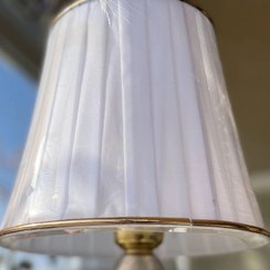 تصویر آباژور رومیزی شیشه ای خمره ای 