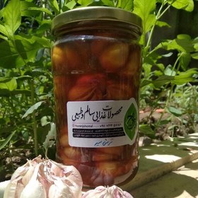 تصویر ترشی سیر خانگی دو ساله تهیه شده از سیر های محلی شمال 700گرم 