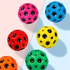 تصویر توپ فضایی مون بال 