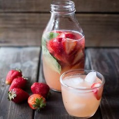 تصویر نوشیدنی کفیر آب یک لیتری توت فرنگی Strawberry water kefir