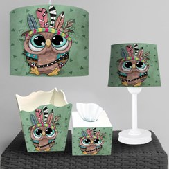 تصویر آباژور و جعبه دستمال کاغذی اتاق کودک طرح بچه جغد با لباس سرخ پوستی و زمینه سبز BA-9282 