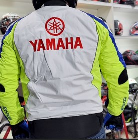 تصویر کاپشن برزنتی یاماها Yamaha