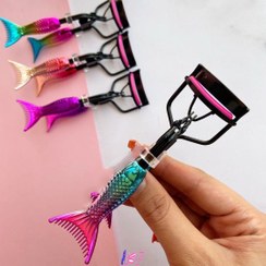 تصویر فر مژه طرح پری دریایی شانه دار 