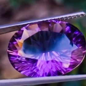 تصویر سنگ آمیتیست طبیعی بسیار زیبا کد ۲۰۰۰۱ 