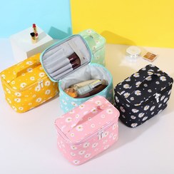 تصویر کیف سایز بزرگ طرح بابونه Chamomile makeup bag 