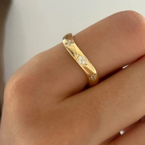 تصویر فروشگاه رونا گلد گالری