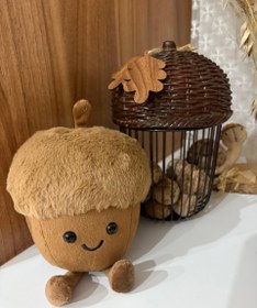 تصویر عروسک بلوط 