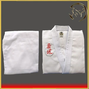 تصویر فروشگاه تجهیزات ورزشی ملی پوش