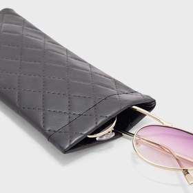 تصویر کیف عینک آفتابی دوخته شده برند ella Quilted Sunglass Case