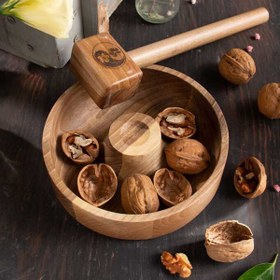 تصویر گردو شکن 