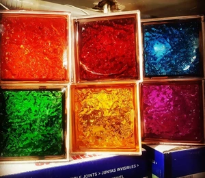 تصویر فروشگاه بلوک شیشه ادیبان