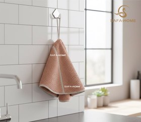 تصویر حوله نانو طرح شنل دکمه ای 