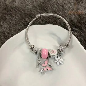 تصویر دستبند پاندورا 