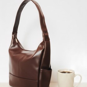 تصویر کیف چرم دوشی کیانا 