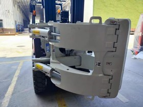 تصویر رول گیر لیفتراک Paper Roll Clamp